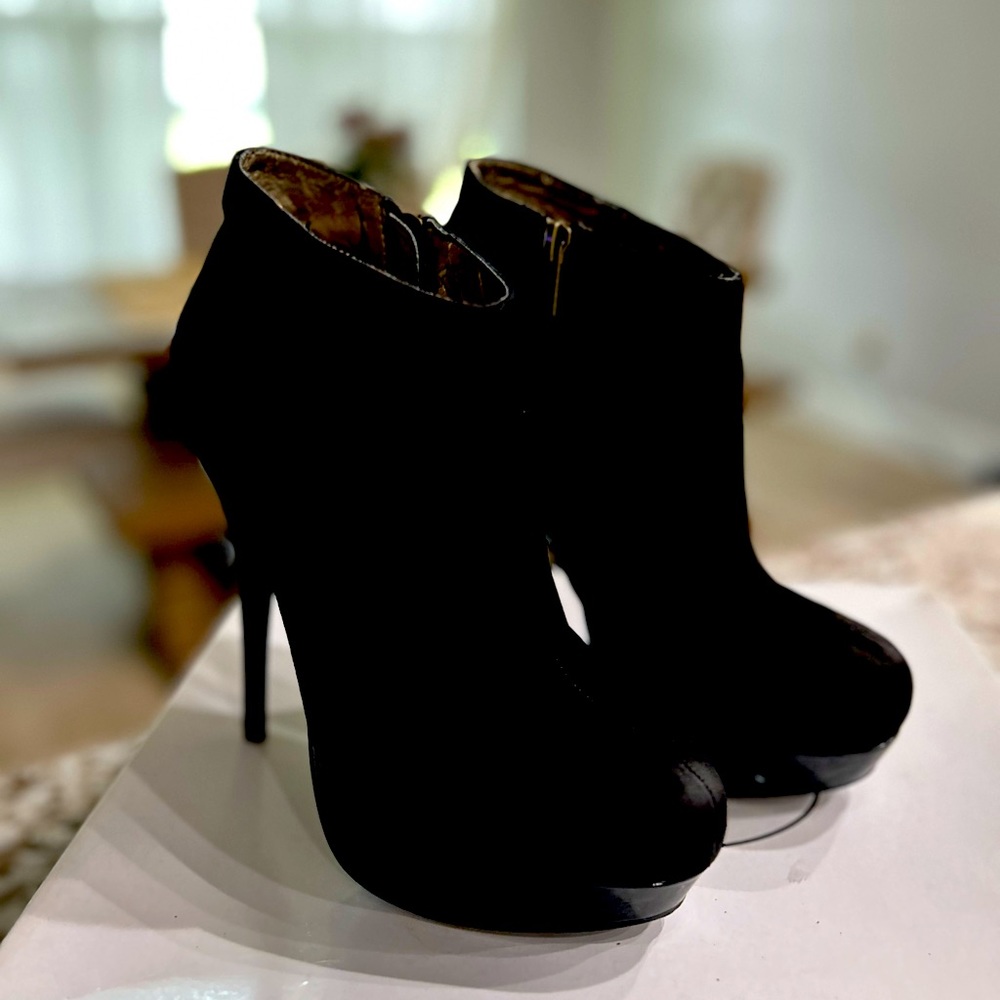 Steve Madden Booties
